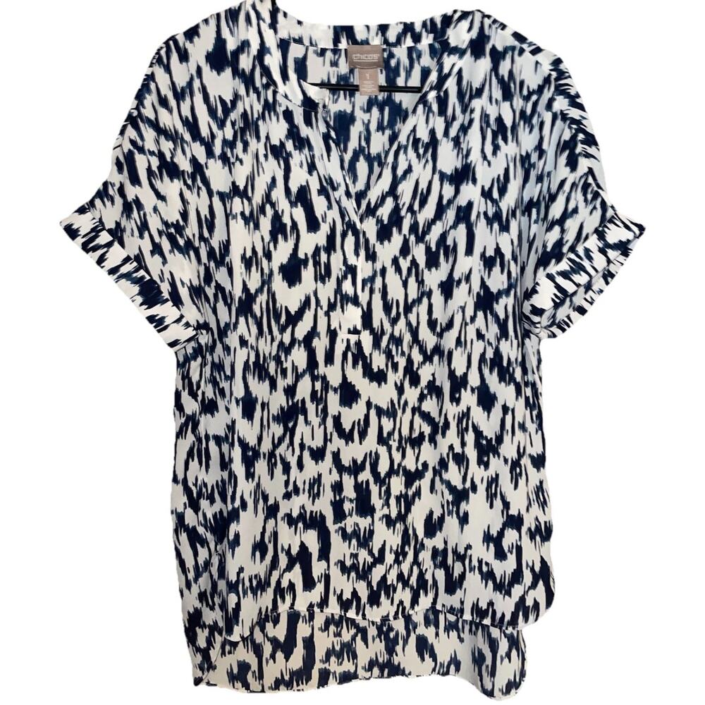 Women’s Chico’s Split Neck Blue And White Blouse With Ikat Pattern Sz 1(US 8)